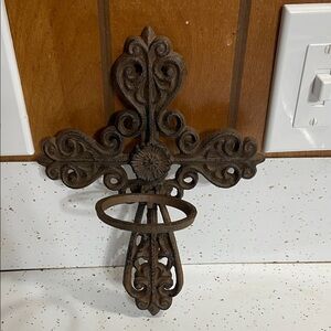 Iron cross candle holder